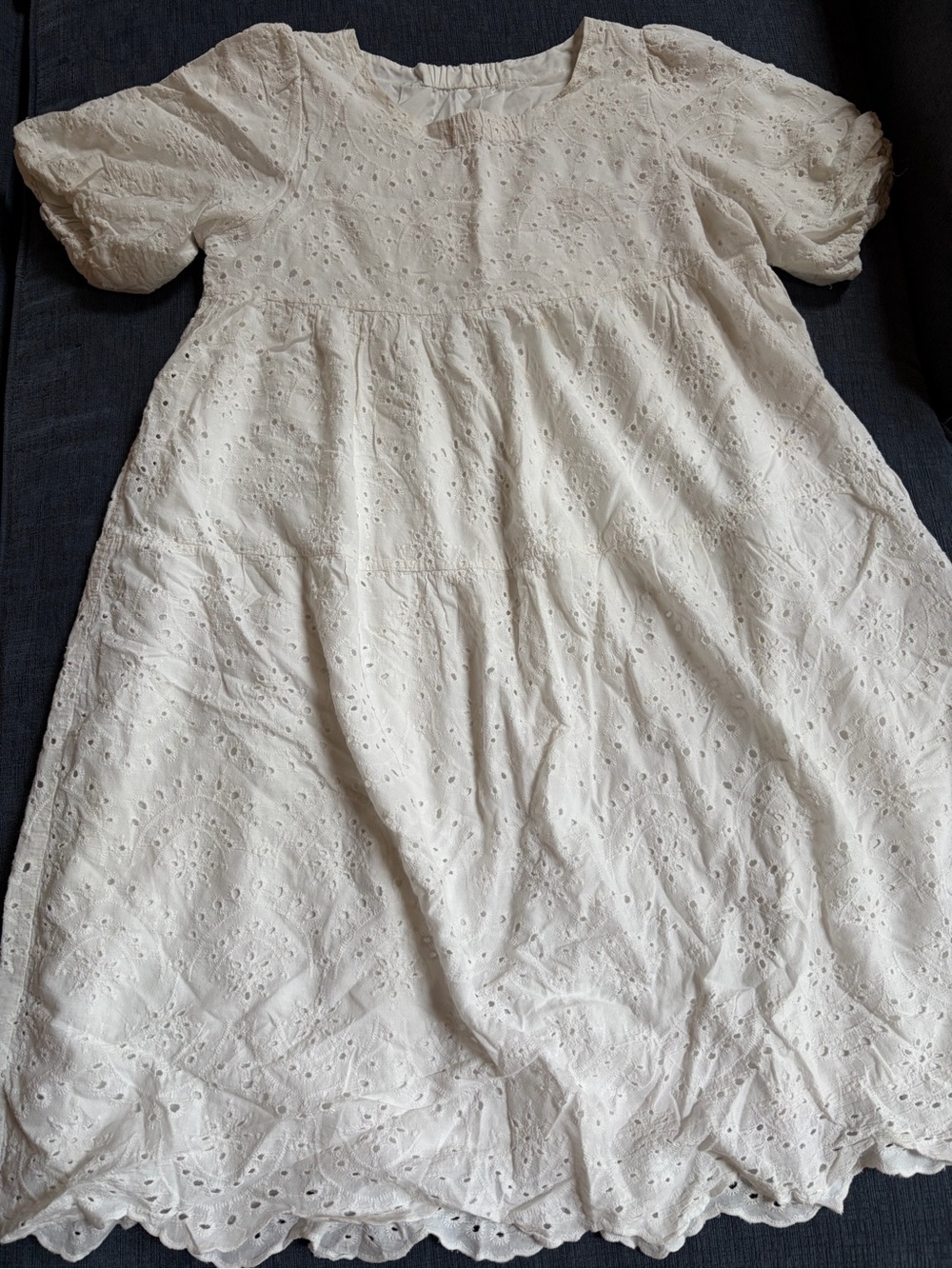 Girls White Eyelet Puff-Sleeve Casual Dress